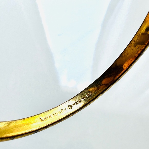 3/$30 FUC Kate Spade Take a Bow Gold Bangle Bracelet With Gold Bow - Picture 6 of 8